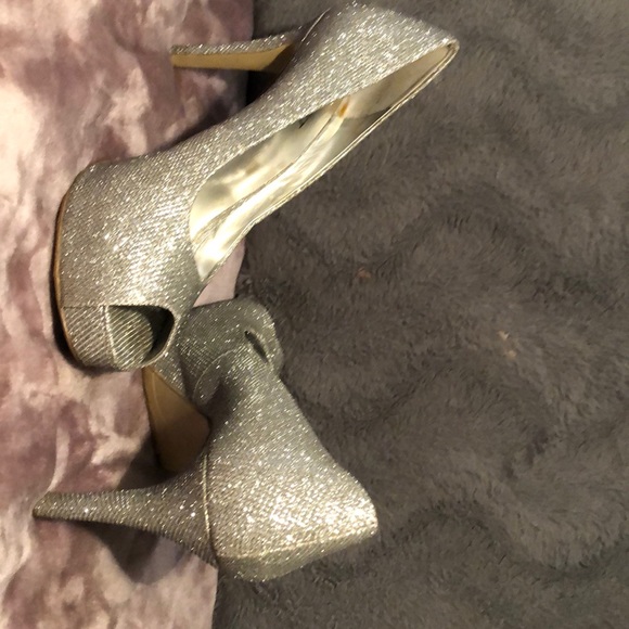 Nine West high heels - Picture 3 of 4